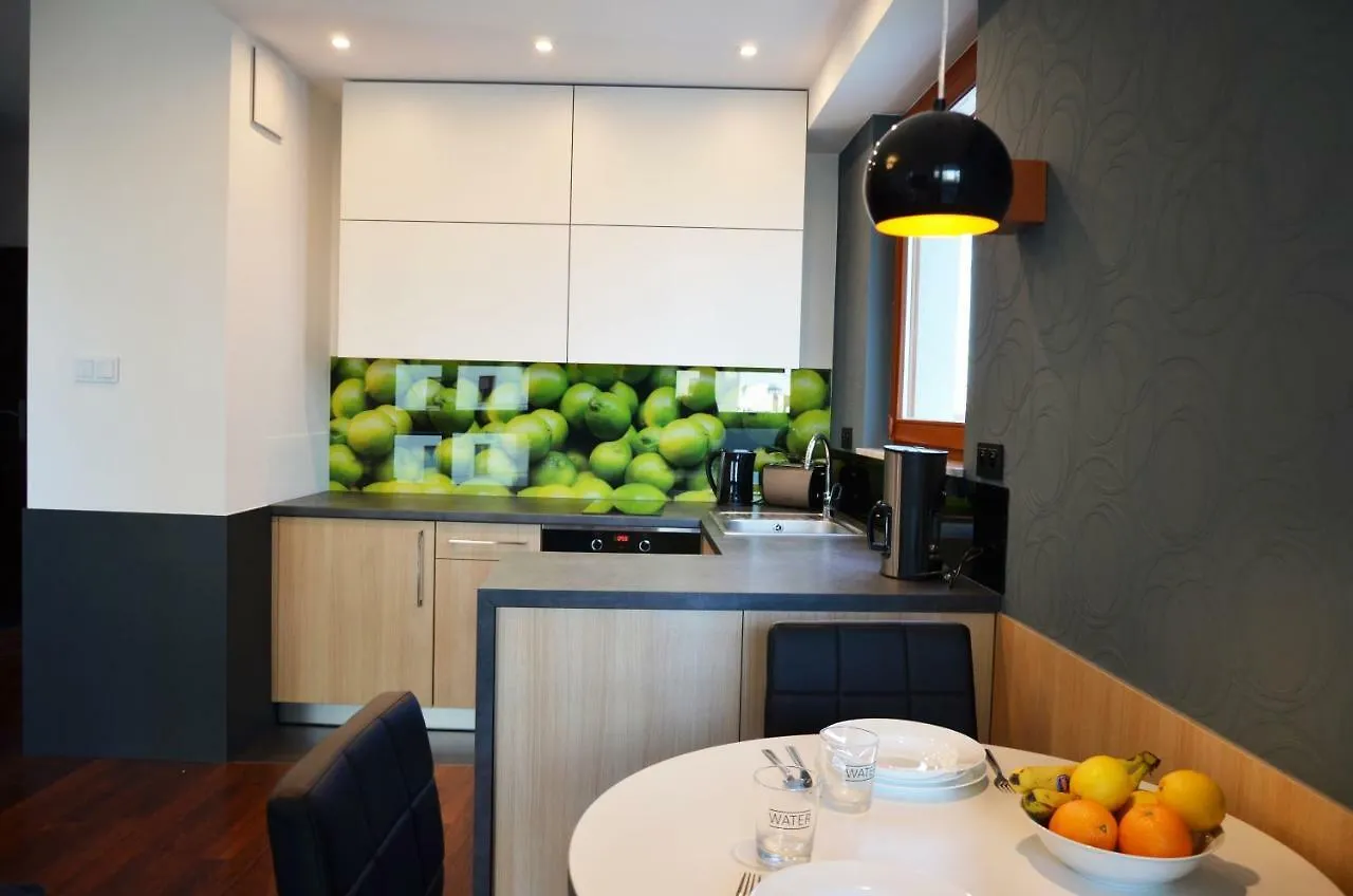 Apartment Aleja Wyscigowa 4C By Homeprime Warsaw